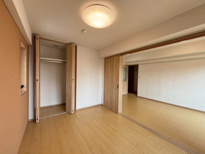 【洋室】 | ラウムズ三国ヶ丘