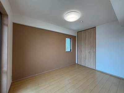 【洋室】 | ラウムズ三国ヶ丘