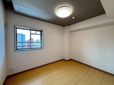 【洋室】 | ラウムズ三国ヶ丘