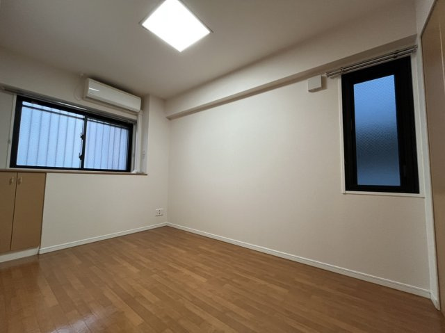 パレ朱雀門の居間・リビング