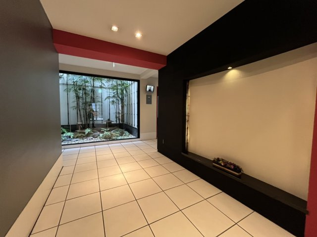 パレ朱雀門のロビー