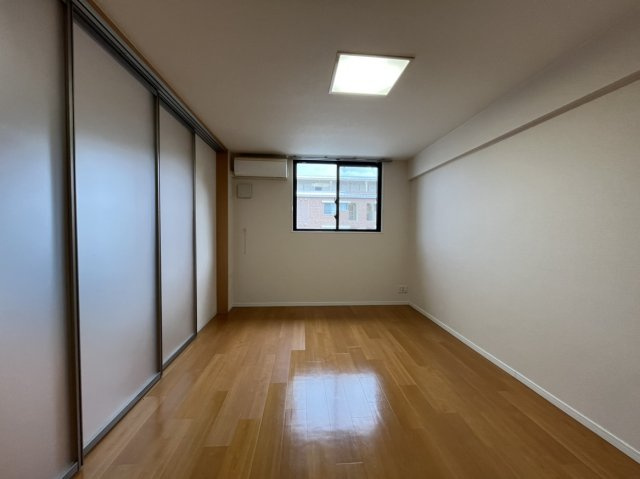 パレ朱雀門の洋室