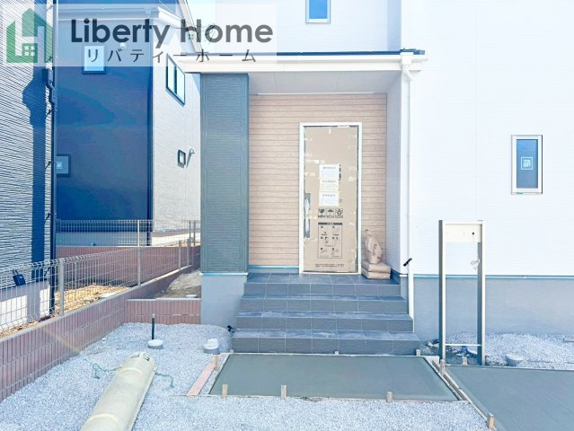 第1取手市ゆめみ野　新築戸建　2号棟の前面道路含む現地写真