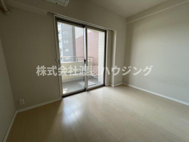 パークホームズ緑地公園の居間・リビング