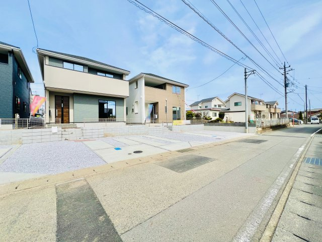 1期(ケイアイプランニング)2号棟　の前面道路含む現地写真|車の通りも少なく駐車も楽々♪