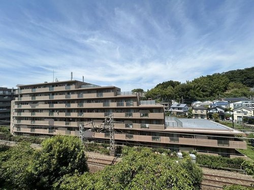 ルピナス鶴川サウスステージ