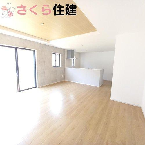 -Erde-　真岡市下高間木２期　２号棟の居間・リビング|広々１８帖LDK、家族がしぜんに集まる広さ