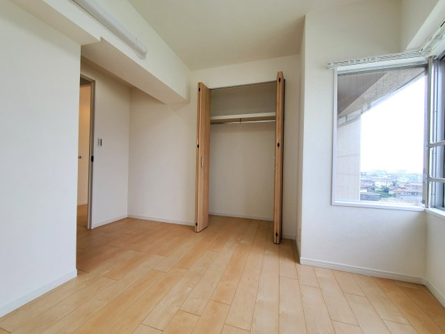 グリーンパーク第1八潮の洋室|ゆったりした洋室です