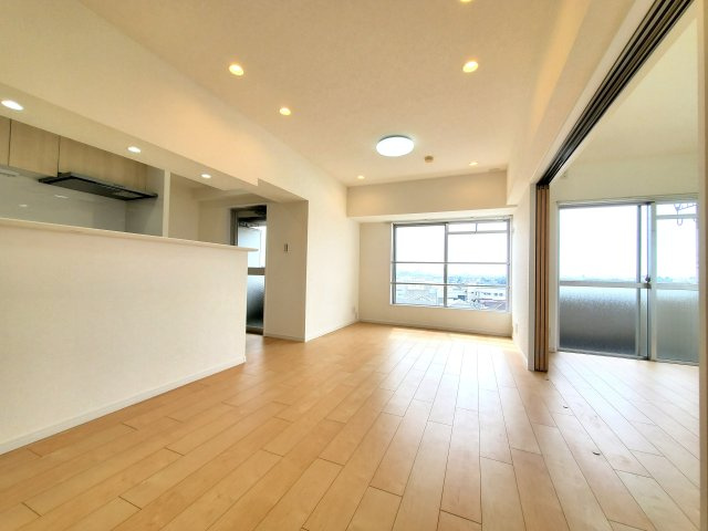 グリーンパーク第1八潮の居間・リビング|ゆったり過ごせる居間です