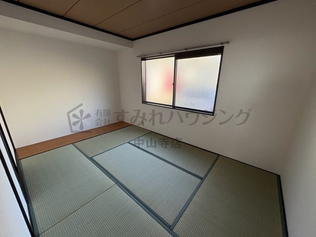 売布ガ丘スカイハイツの玄関|参考、同建物・同間取りの号室