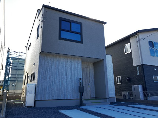 結城市川木谷 第1期 全8棟の外観|〇3号棟〇
同世代の家族が集まりやすい他棟分譲地です。ご近所付き合いがしやすく、子育てにも安心の環境です。
※2025年11月撮影