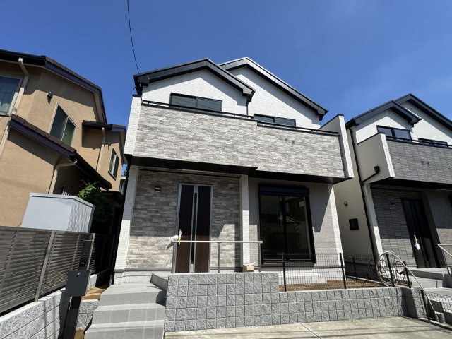松戸市常盤平２丁目新築戸建【常盤平第三小学校：8分】の外観|1号棟外観・完成済み内覧可能です！