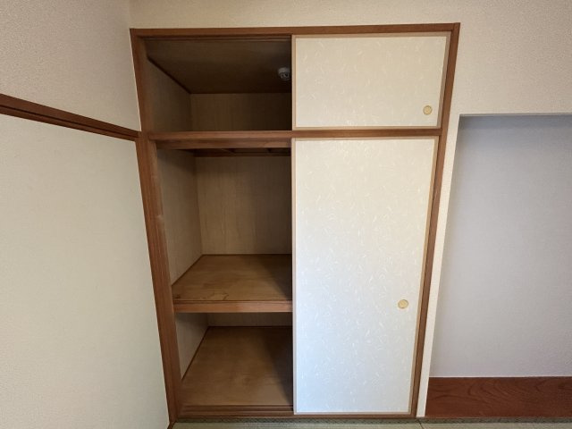プレステージ明石本町の収納