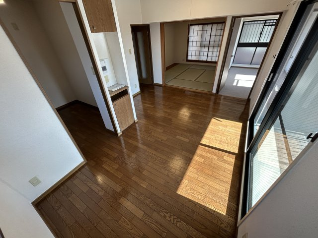 プレステージ明石本町の居間・リビング