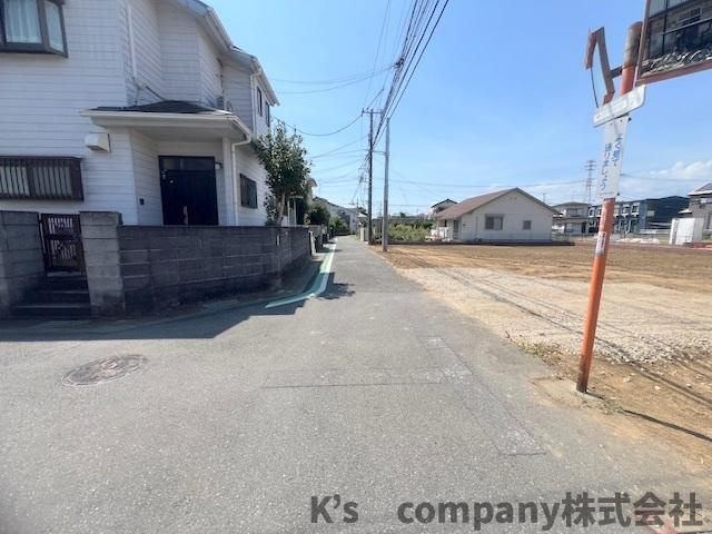 ■高座郡寒川町一之宮３丁目　建築条件なし　売地　区画１の前面道路含む現地写真|前面道路は交通量が少なく静かです◇