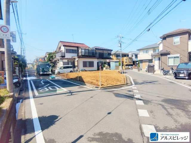 建築条件付き売地／ふじみ野市桜ケ丘1丁目の前面道路含む現地写真