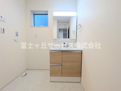 【独立洗面台】 | 浜松市中央区入野町 58期 新築一戸建て 2号棟 | 独立洗面台です