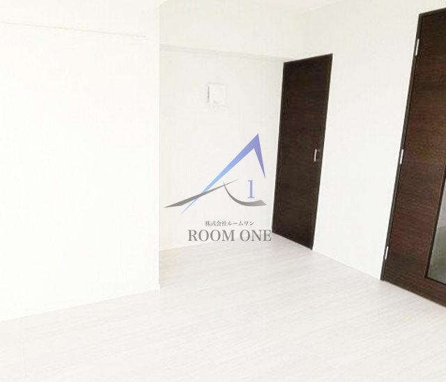 メディフィス横濱関内の居間・リビング|洋室のお部屋です。