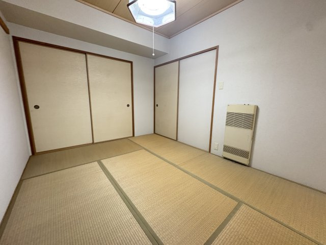 グランコリーナ西神南10番館の和室