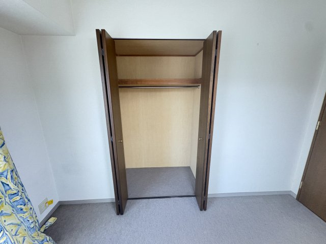 グランコリーナ西神南10番館の収納