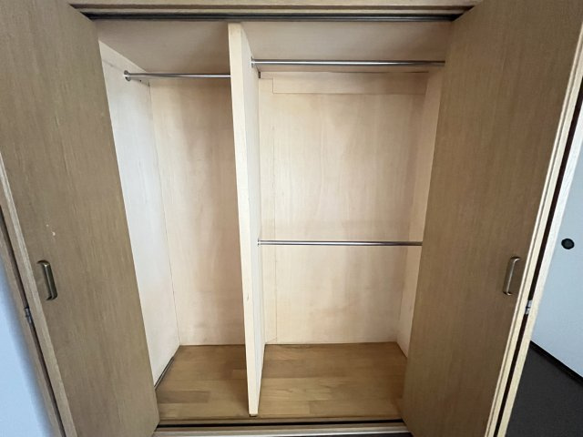 日置荘原寺町貸家の収納