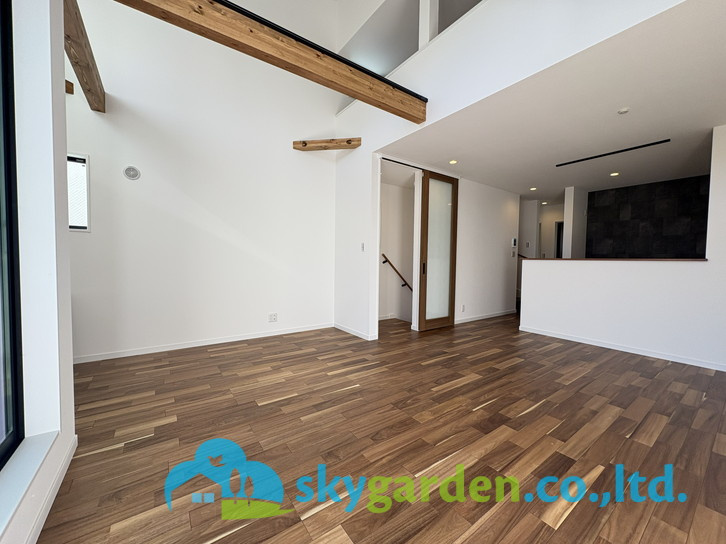 茅ヶ崎市浜須賀　新築戸建　全9棟7号棟の居間・リビング