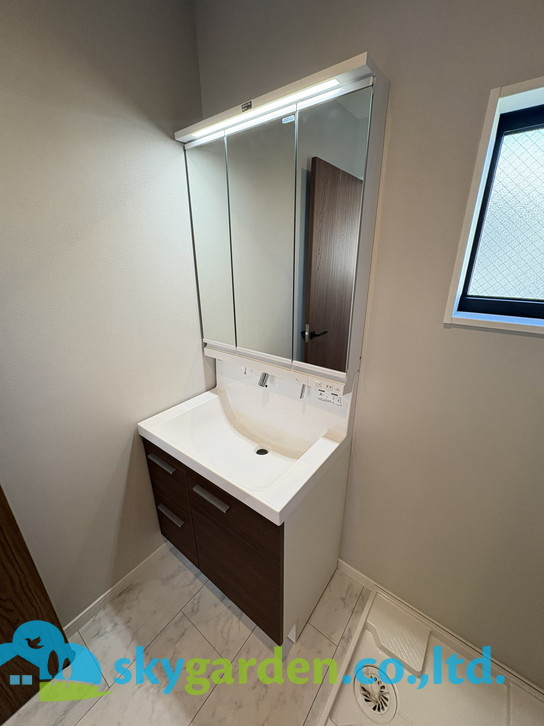 茅ヶ崎市浜須賀　新築戸建　全9棟7号棟の独立洗面台