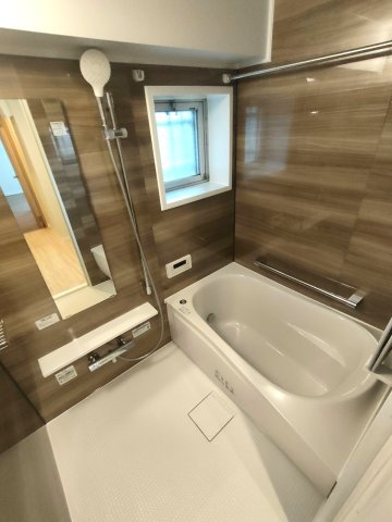 モアステージ吉川ライネスハイムＢ棟の浴室|心も体も温める、癒しのバスタイムを毎日に