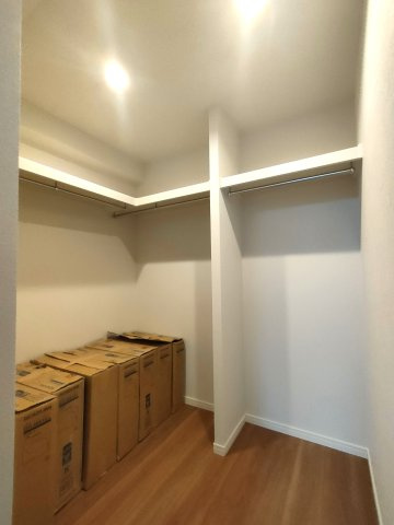 モアステージ吉川ライネスハイムＢ棟の収納|たっぷりとした収納スペースです