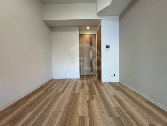 プレサンス朝潮橋ベイ・ブリーズ の居間・リビング|プレサンス朝潮橋ベイ・ブリーズ　洋室