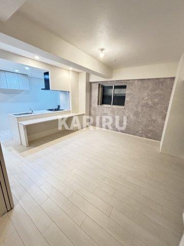 スプランディッド上本町WESTの居間・リビング