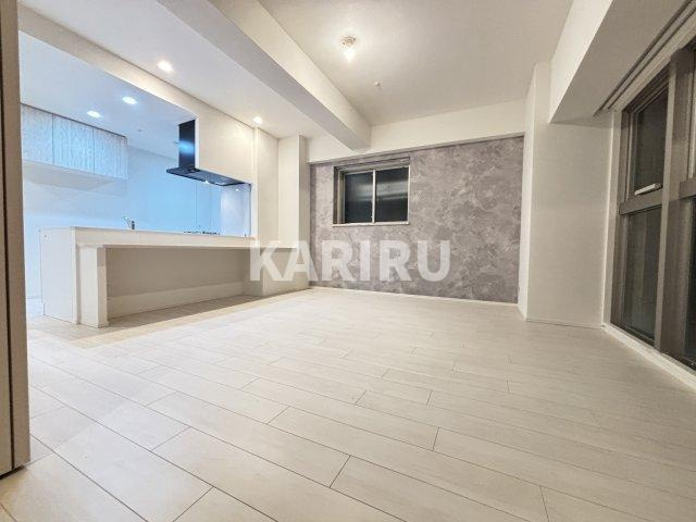 スプランディッド上本町WESTの居間・リビング