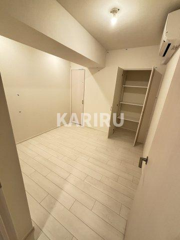 スプランディッド上本町WESTの洋室