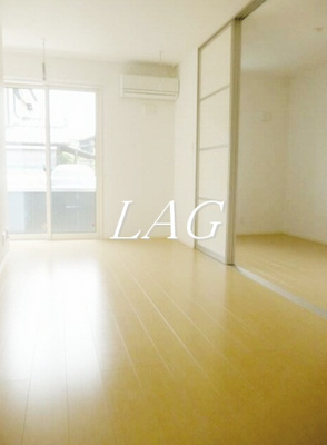 【居間・リビング】 | リラシオン | 洋室のお部屋です。