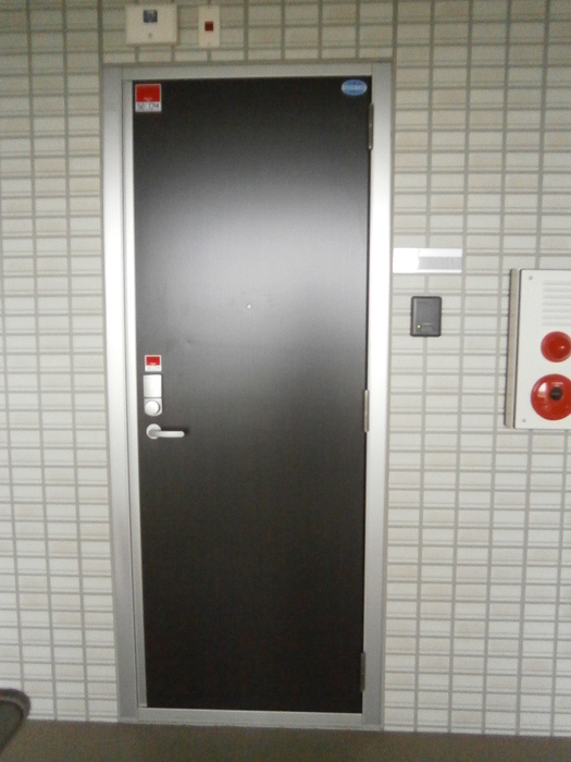 ヴィレッタ A棟の玄関|Ａ302 玄関ドア