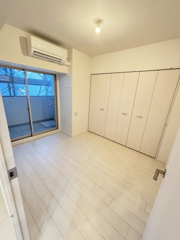 スプランディッド上本町WESTの洋室