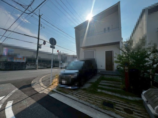 【その他】 | 【クローゼット】お部屋を広く利用するために必須なクローゼットが全室付いています♪もちろんお荷物を収納されても良しの勝手の良いクローゼットは嬉しいですね♪