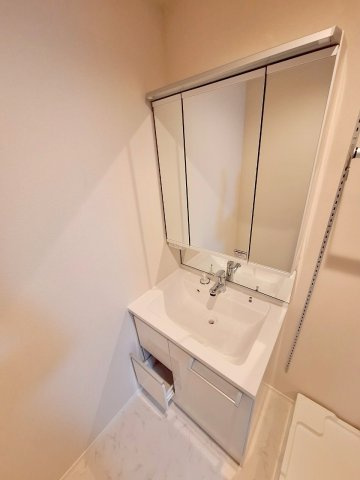 マリンハイツ南の洗面所|広い洗面スペース