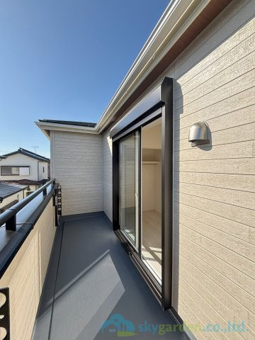 平塚市寺田縄　新築戸建　全1棟1号棟のバルコニー