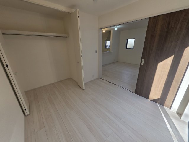 【洋室】 | リーブルガーデン．S　鴻巣袋第２　 | 現地１F洋室（2025年12月19日）撮影