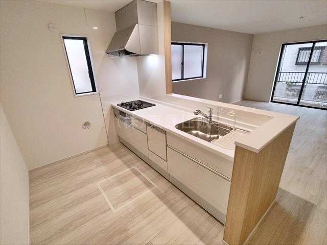 【キッチン】 | 坂戸市西坂戸2期 | 会話が弾む対面キッチンです