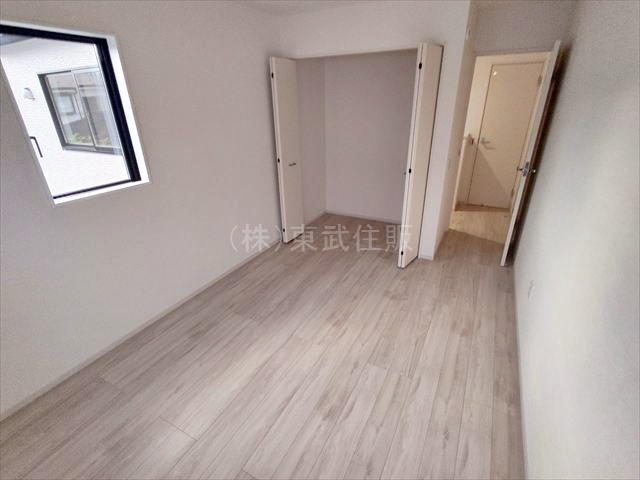 【子供部屋】 | 坂戸市西坂戸2期 | 2階南側6.5帖洋室　子供部屋にいかがでしょうか