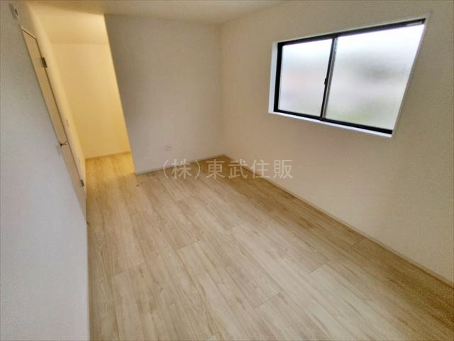 【寝室】 | 坂戸市西坂戸2期 | 2階東側9.3帖洋室　主寝室としてお使いいただけます