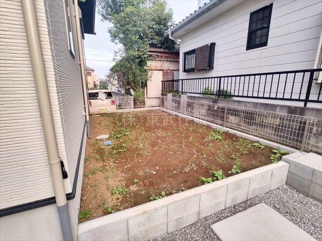 【庭】 | 坂戸市西坂戸2期 | ガーデニングも楽しめるお庭です