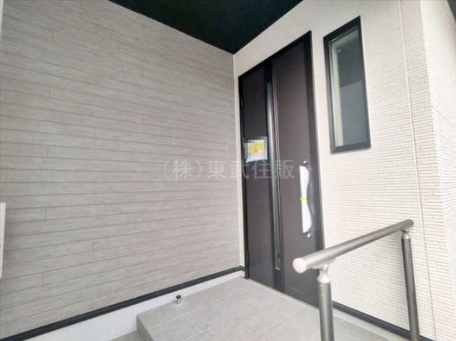 【玄関】 | 坂戸市西坂戸2期 | 落ち着いた雰囲気の玄関です