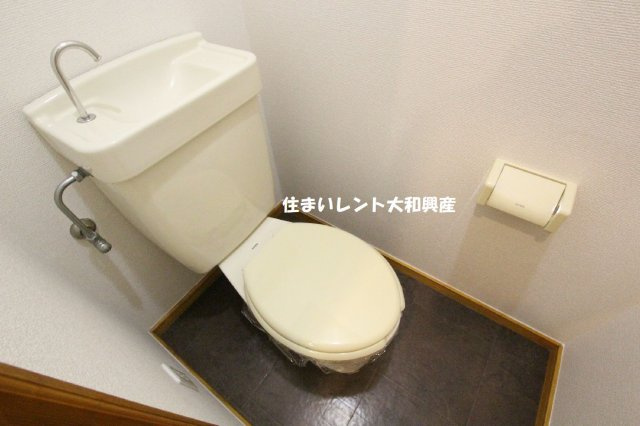 トラッドハウス12番館のトイレ