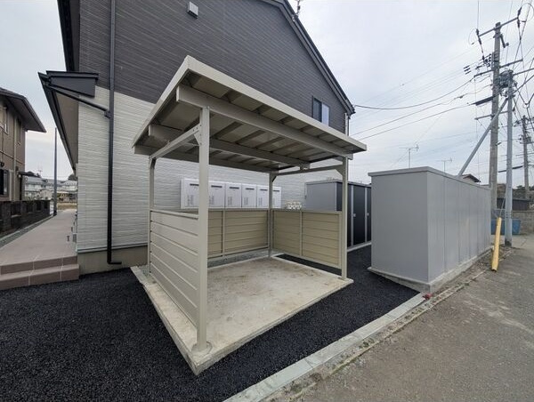 prune(プリュネ)の居間・リビング