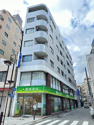  | １階には薬局、２階には内科の… 