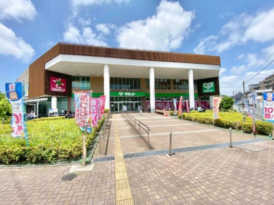  | サミット横浜岡野店他まで772m 