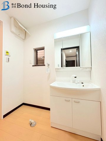 水回り新調　伊川谷町有瀬　中古戸建の独立洗面台